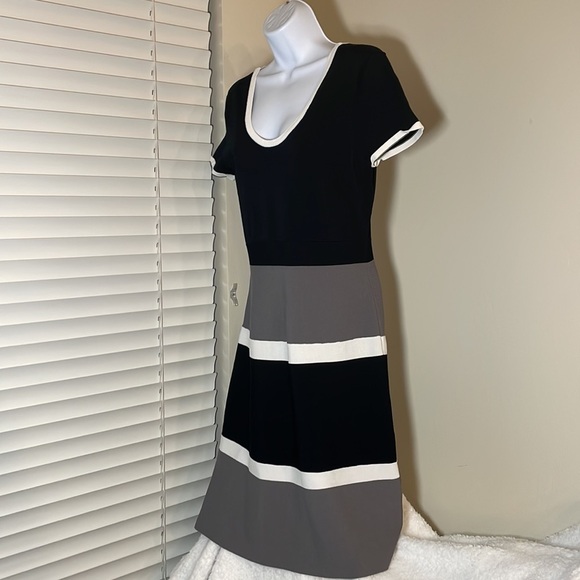 ANNE Klein Sheath Dress Size Medium - Picture 4 of 10